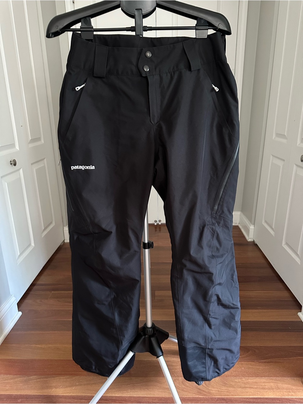 Patagonia Black Women’s Ski/Snowboard Gore-Tex Pants